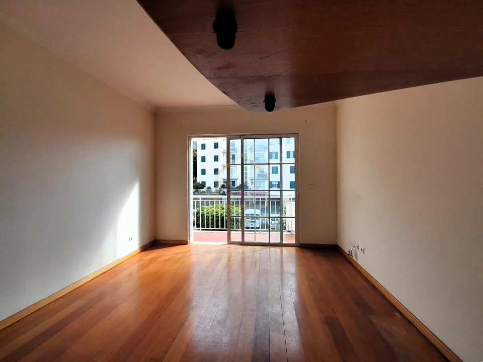 Apartamento T1 para Venda em Funchal (São Pedro) Foto 4
