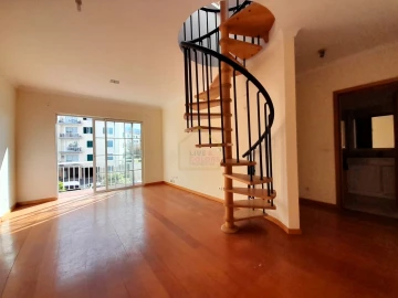 Apartamento T1 para Venda em Funchal (São Pedro)