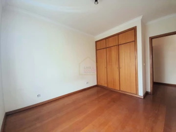 Apartamento T1 para Venda em Funchal (São Pedro)