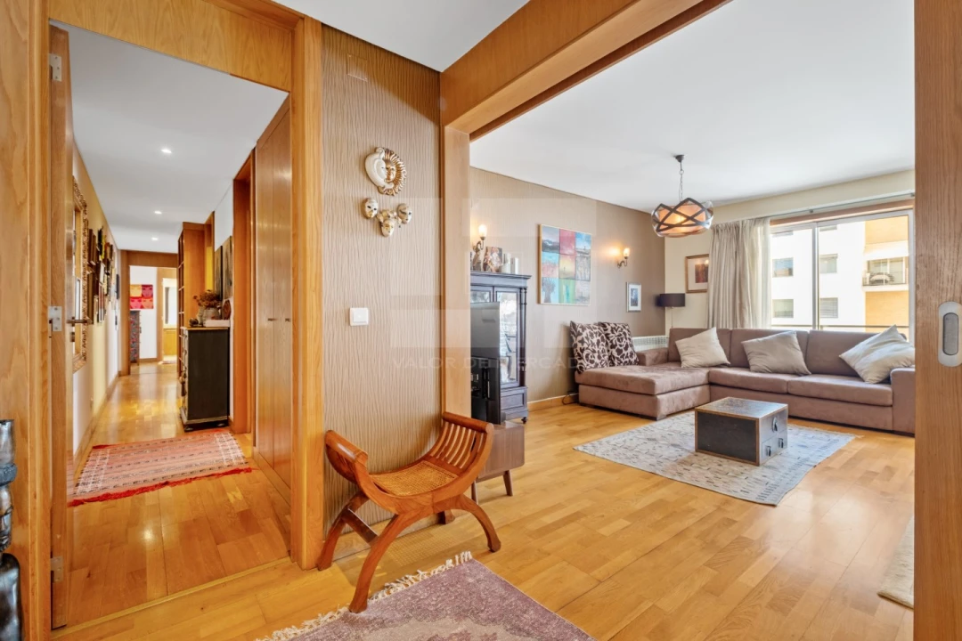 Apartamento T4 para Venda em Parque das Nações Foto 23