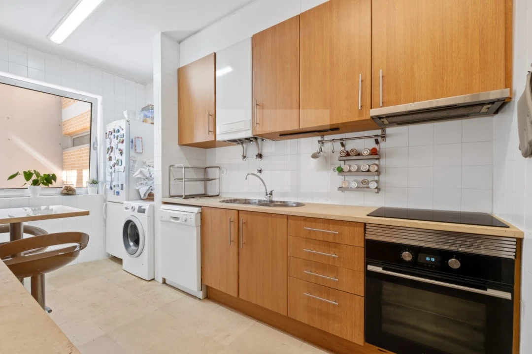 Apartamento T4 para Venda em Parque das Nações Foto 6