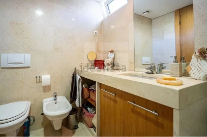 Apartamento T4 para Venda em Parque das Nações