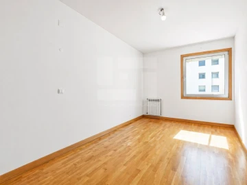 Apartamento T4 para Venda em Parque das Nações