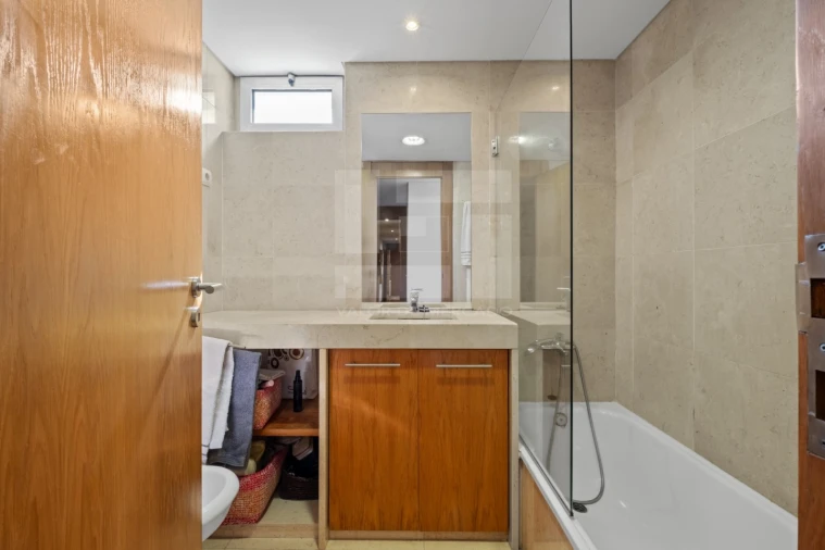 Apartamento T4 para Venda em Parque das Nações Foto 13