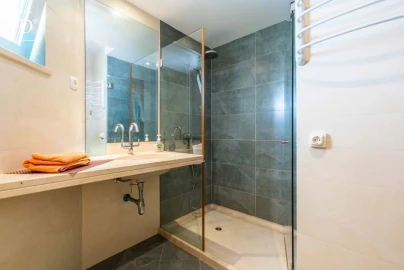 Moradia T4 para Venda em Albufeira e Olhos de Água