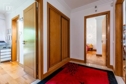 Moradia T4 para Venda em Albufeira e Olhos de Água