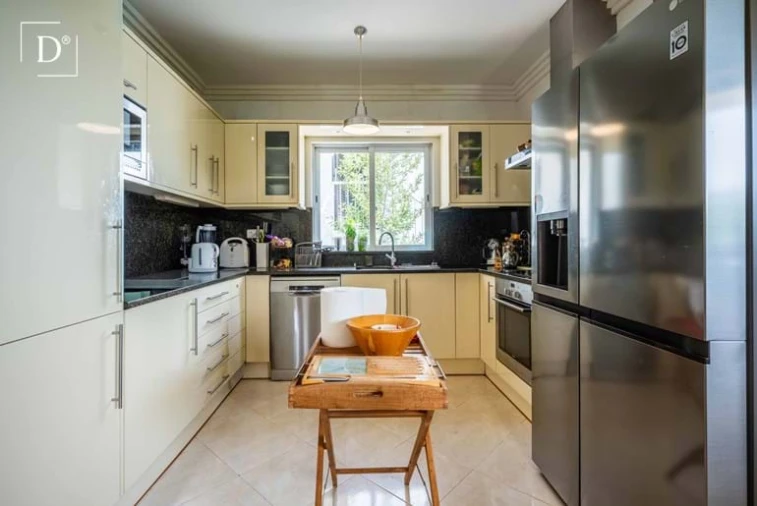 Moradia T4 para Venda em Albufeira e Olhos de Água Foto 8