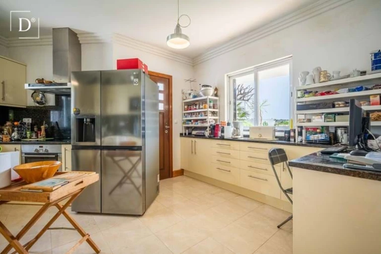 Moradia T4 para Venda em Albufeira e Olhos de Água Foto 7