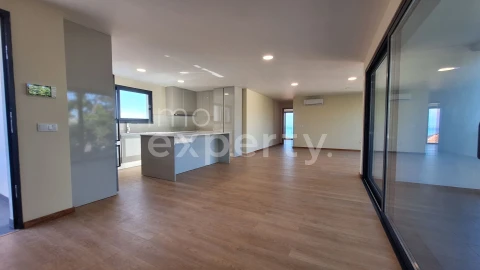 Apartamento T2 para Venda em Funchal (Santa Maria Maior)
