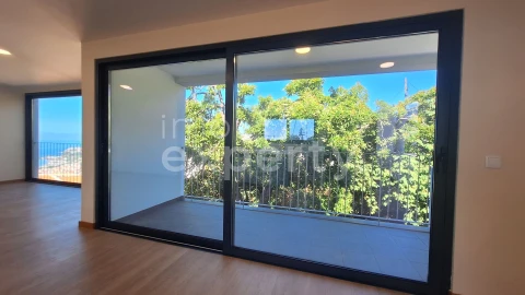 Apartamento T2 para Venda em Funchal (Santa Maria Maior)