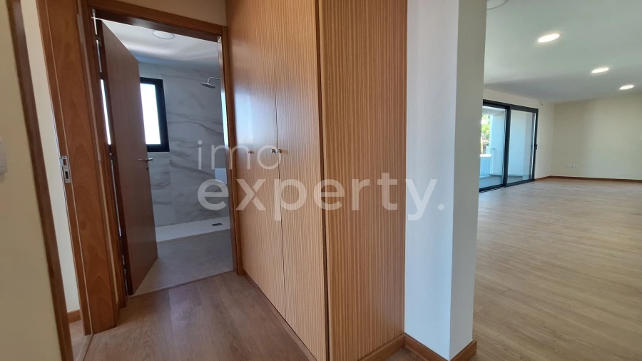 Apartamento T2 para Venda em Funchal (Santa Maria Maior) Foto 18
