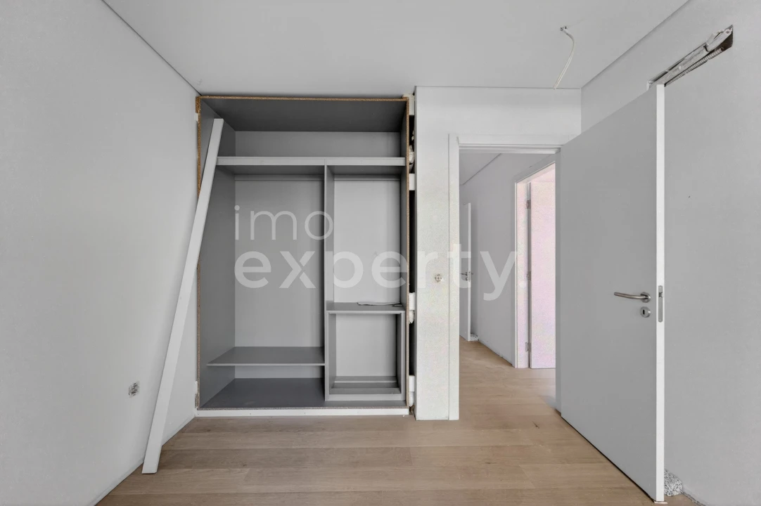 Apartamento T3 para Venda em Caniço Foto 14
