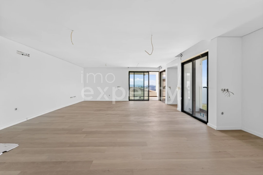 Apartamento T3 para Venda em Caniço Foto 5