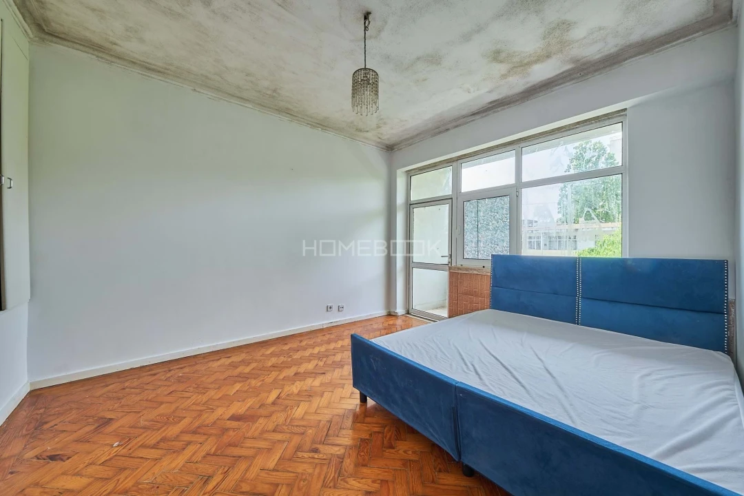 Apartamento T2 para Venda em Alvalade Foto 15