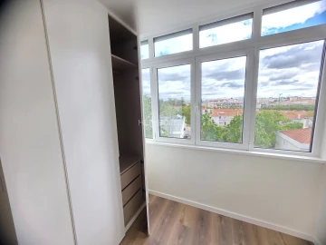 Apartamento T3 para Venda em Benfica