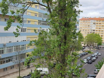 Apartamento T3 para Venda em Benfica