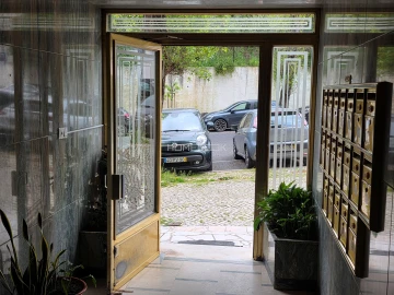 Apartamento T3 para Venda em Benfica