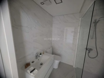 Apartamento T3 para Venda em Benfica