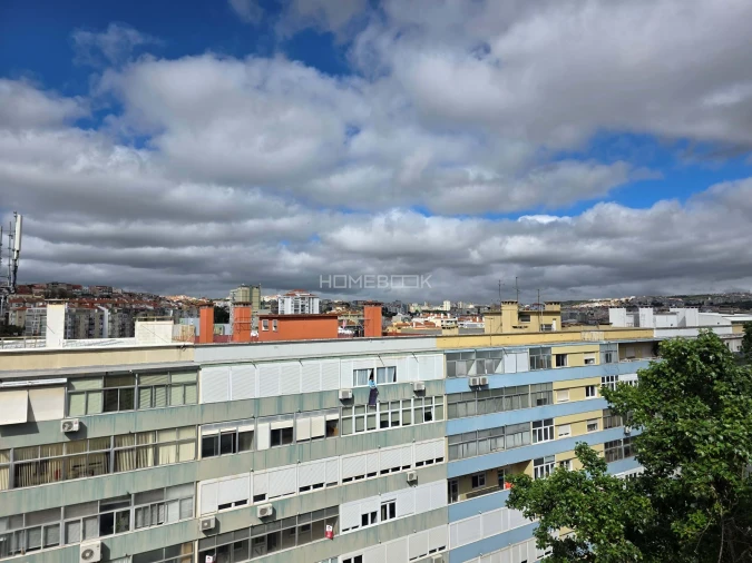 Apartamento T3 para Venda em Benfica Foto 4