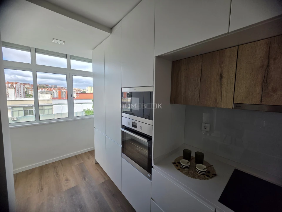 Apartamento T3 para Venda em Benfica Foto 7