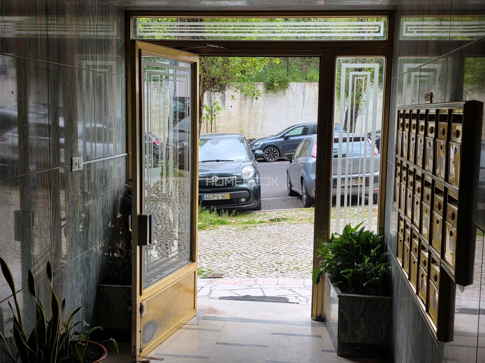 Apartamento T3 para Venda em Benfica Foto 18