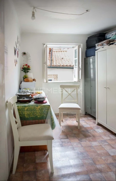 Apartamento T2 para Venda em Santa Maria Maior