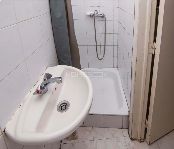 Apartamento T2 para Venda em Santa Maria Maior Foto 5