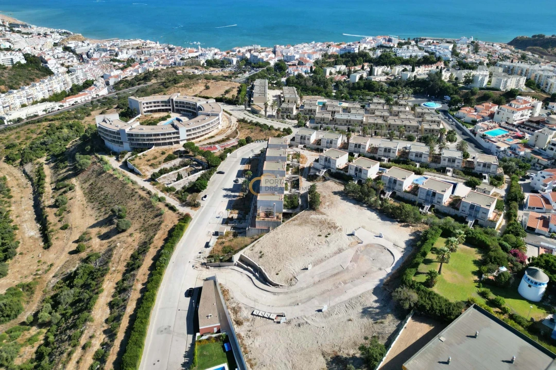 Terreno para Venda em Albufeira e Olhos de Água Foto 3