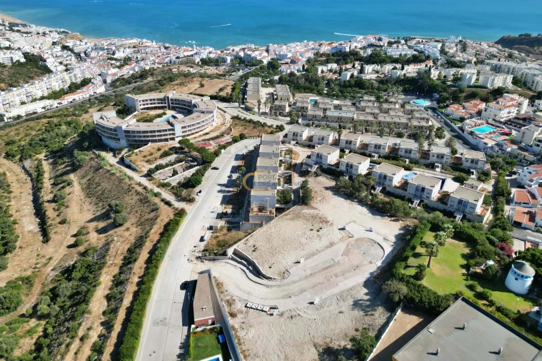 Terreno para Venda em Albufeira e Olhos de Água Foto 3