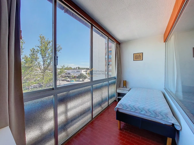 Apartamento T1 para Venda em Quarteira Foto 7