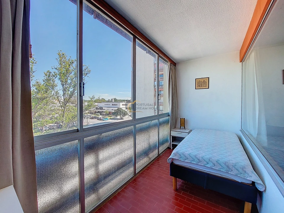 Apartamento T1 para Venda em Quarteira Foto 7