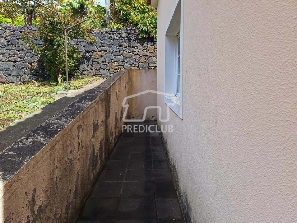 Moradia T3 para Venda em Imaculado Coração de Maria Foto 8