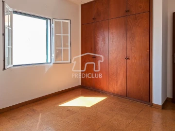 Moradia T3 para Venda em Imaculado Coração de Maria