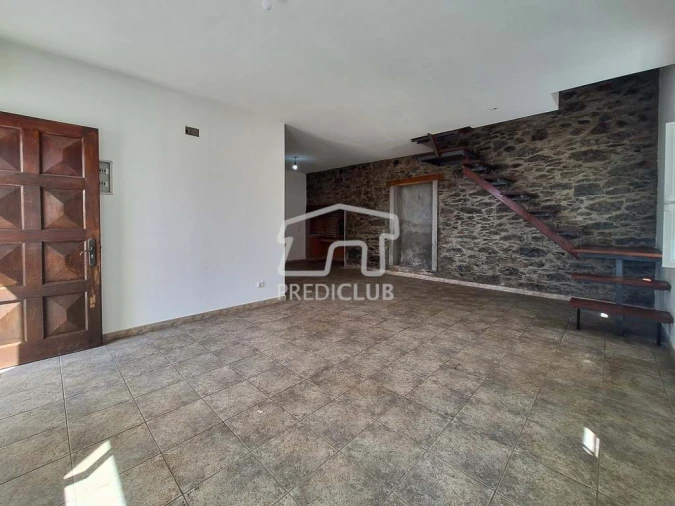 Moradia T3 para Venda em Imaculado Coração de Maria Foto 3