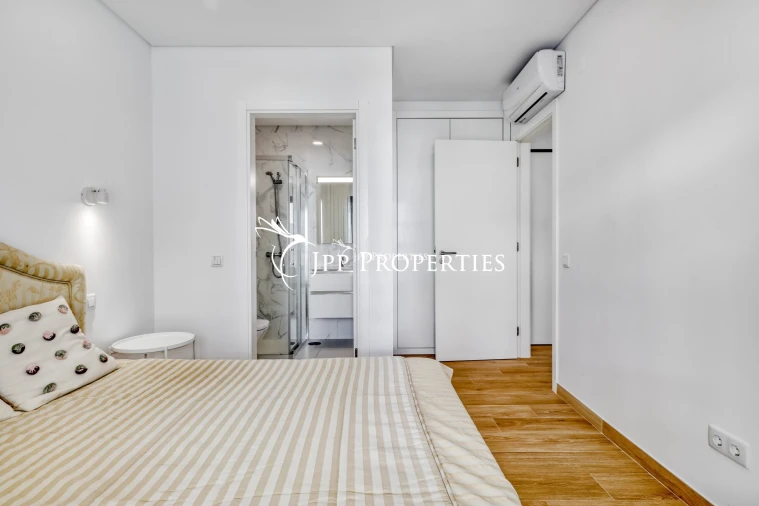 Apartamento T2 para Venda em Quarteira Foto 5