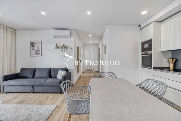 Apartamento T2 para Venda em Quarteira Foto 16
