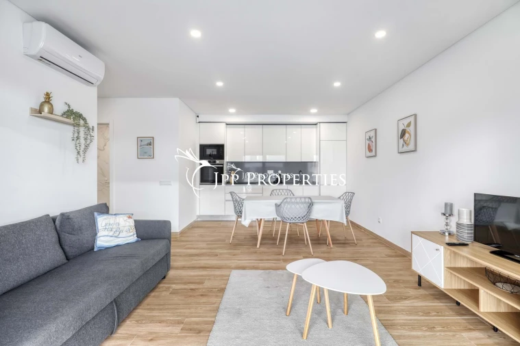 Apartamento T2 para Venda em Quarteira Foto 2