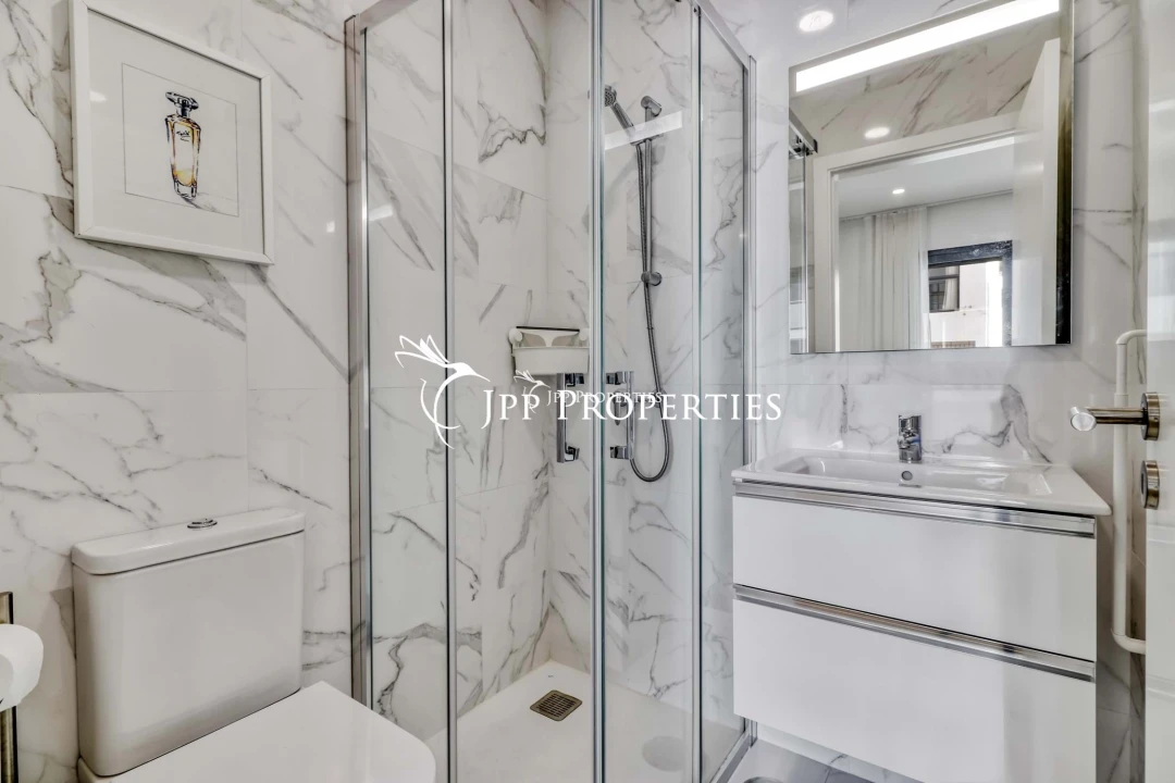 Apartamento T2 para Venda em Quarteira Foto 6