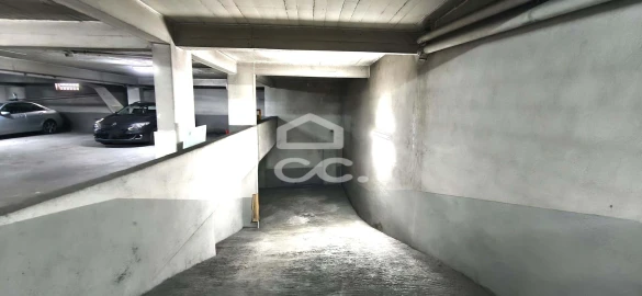 Apartamento T3 para Venda em Ramada e Caneças