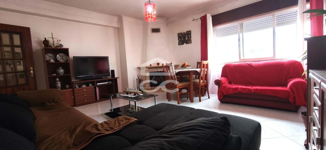 Apartamento T3 para Venda em Ramada e Caneças Foto 21