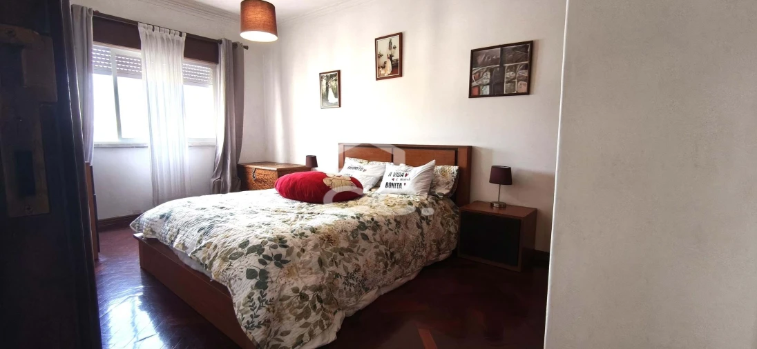 Apartamento T3 para Venda em Ramada e Caneças Foto 18