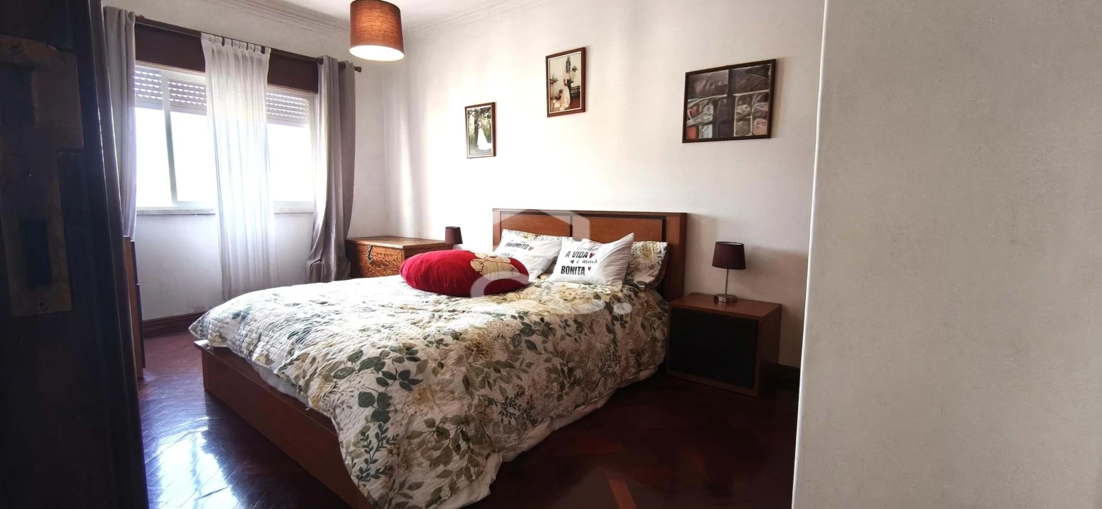 Apartamento T3 para Venda em Ramada e Caneças Foto 18