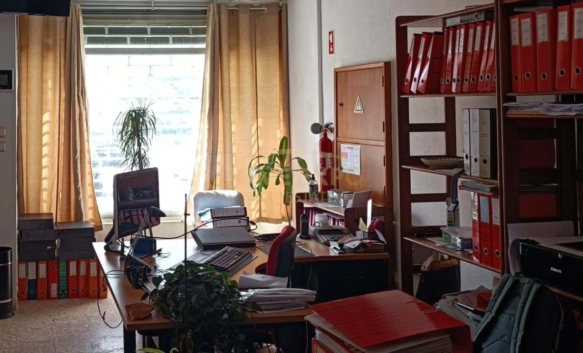 Negócio para Venda em Loures Foto 3