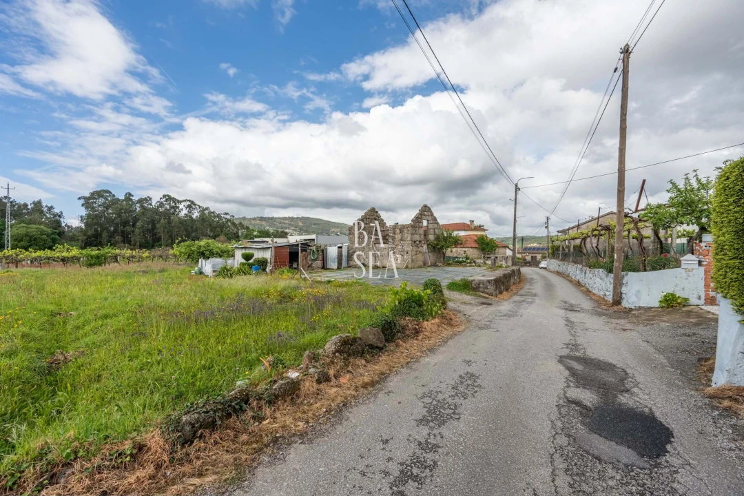 Terreno para Venda em Baltar Foto 14