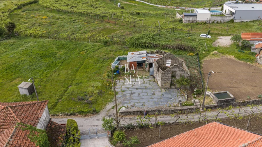 Terreno para Venda em Baltar Foto 10