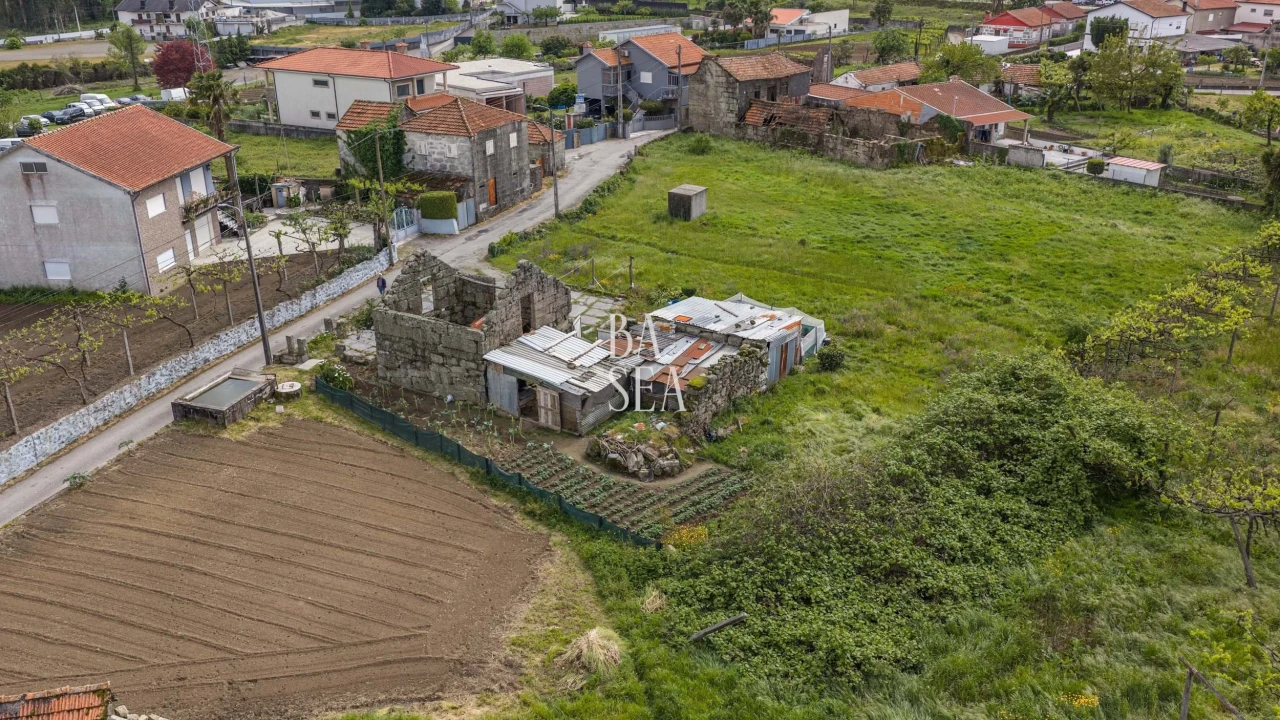 Terreno para Venda em Baltar Foto 12