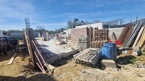 Moradia T4 para Venda em Valadares