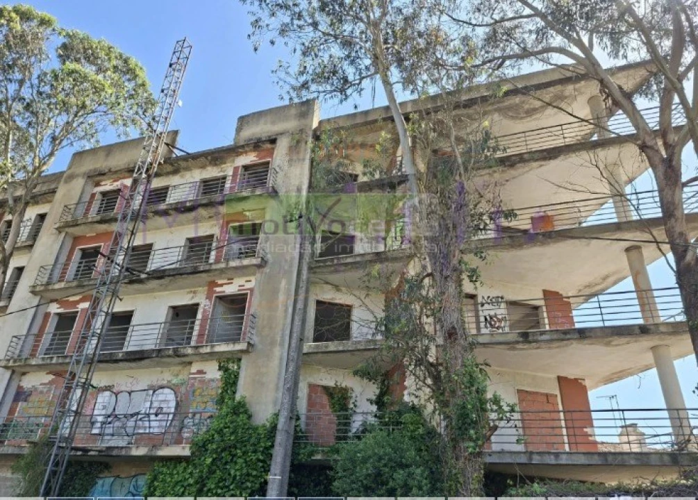 Prédio para Venda em Algueirão-Mem Martins Foto 1