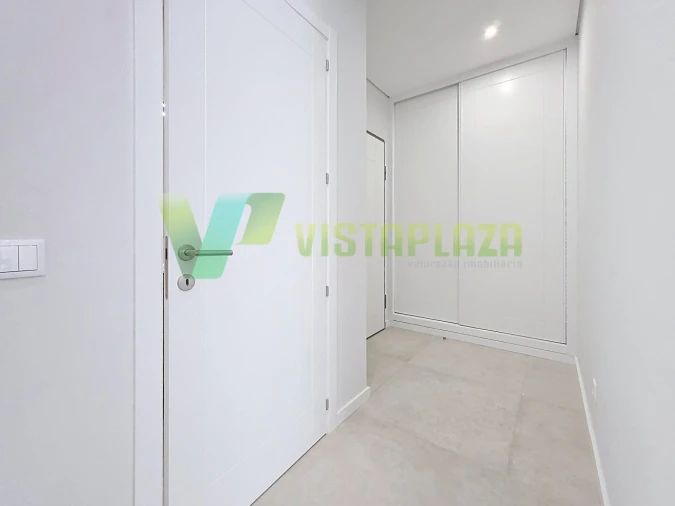 Apartamento T1 para Arrendamento em Portimão Foto 2