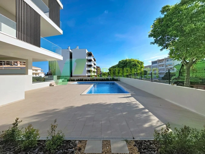 Apartamento T1 para Arrendamento em Portimão Foto 17